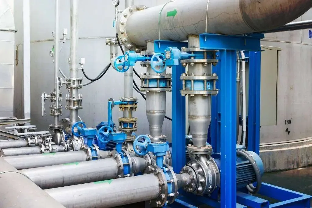 Pumps, Valves &amp; Rotating Equipment â€” Pump and valve station